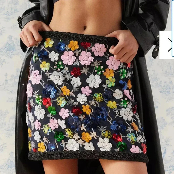 Sister Jane Dream wonderland mini skirt MEDIUM sequin beaded floral UO - Picture 1 of 17